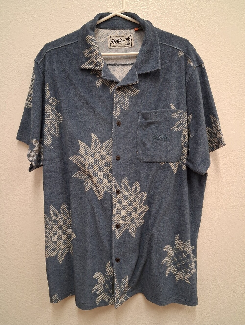Howler Brothers Palapa Terry Shirt Men’s L Blue Tropical AOP Soft Short Sleeve